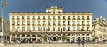 Grand Hotel de Bordeaux and Sp0