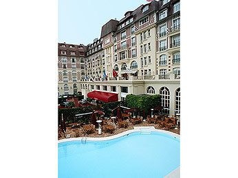 Royal Barriere0