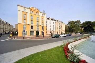 HOTEL CERISE MAISONS LAFFITTE1