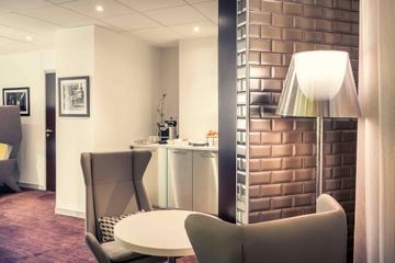 MERCURE MASSY4