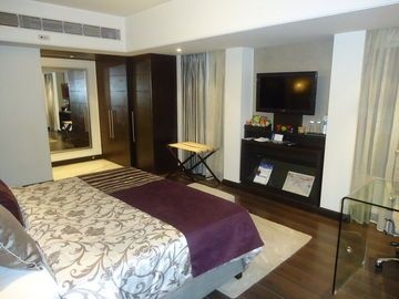 Park Plaza3