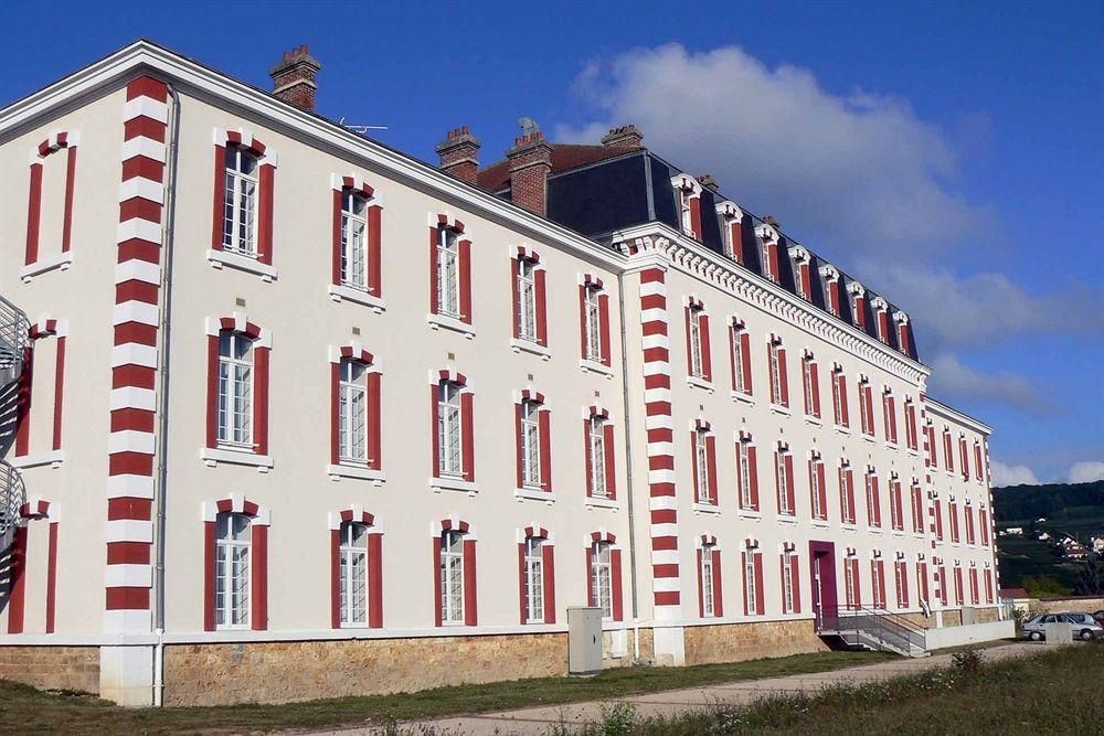 COMFORT SUITES EPERNAY-CHAMPAGNE1