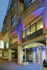 HOLIDAY INN EXPRESS0