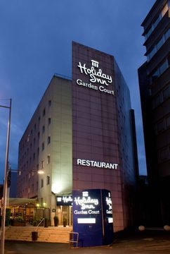 Holiday Inn0