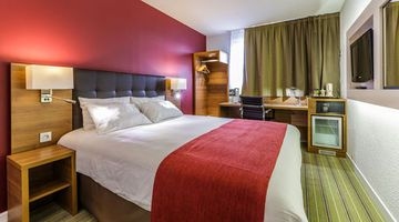 Holiday Inn3