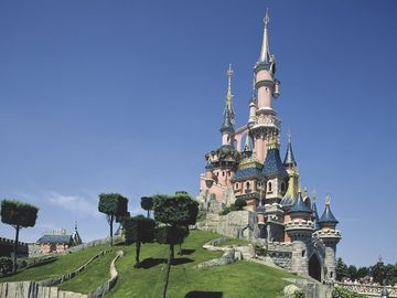 Radisson Blu Disney4