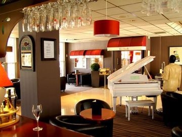 Golden Tulip Marne La Vallee4