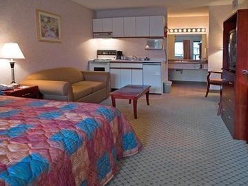 BEST WESTERN PLUS KINGS INN &2