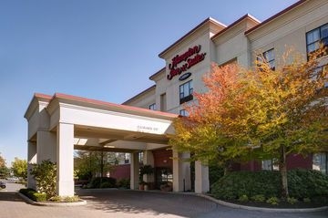 HAMPTON INN - SUITES BY HILTON0