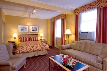 HOWARD JOHNSON3
