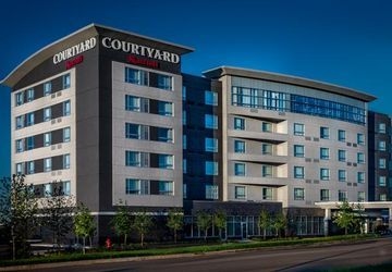 COURTYARD WINNIPEG AIRPORT0