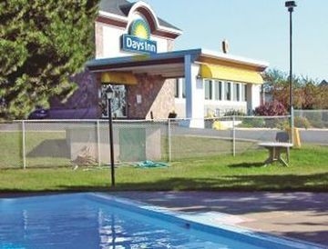 DAYS INN AND CONFERENCE CENTER0