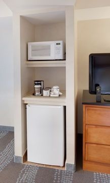 Radisson & Suites Fallsview3