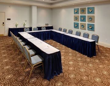 Radisson & Suites Fallsview1