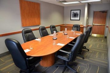 HAMPTON INN - SUITES BY HILTON2