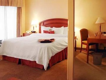 HAMPTON INN - SUITES BY HILTON1