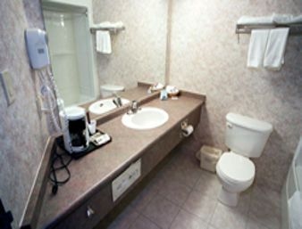 HOWARD JOHNSON EXPRESS INN WINDSOR ON3