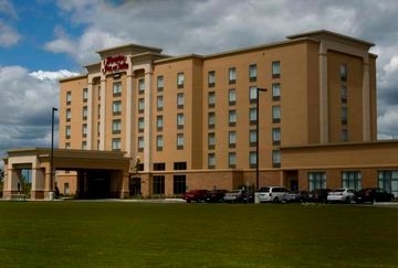 HAMPTON INN - SUITES BY HILTON0