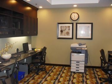 Hilton Garden Inn City Center2