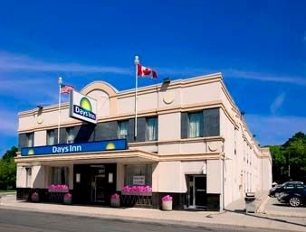 DAYS INN EAST BEACHES0