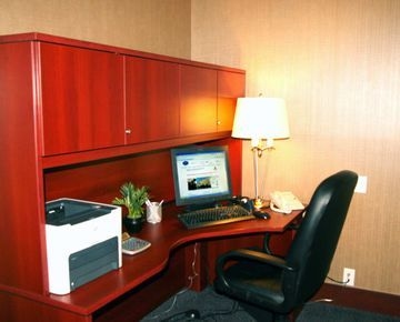 Hampton Inn and Suites Laval3