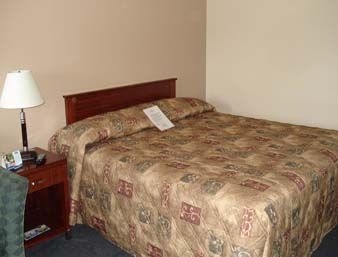 HOWARD JOHNSON INN YORKTON SK4