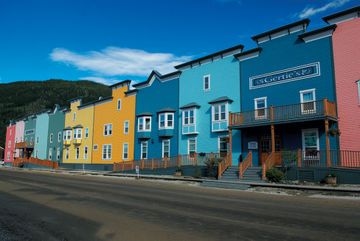 WESTMARK INN0