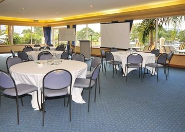IBIS STYLES ALBURY LAKE HUME1
