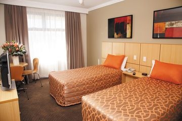 TRAVELODGE1