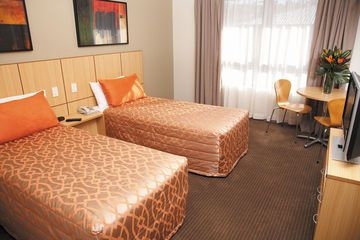 TRAVELODGE2