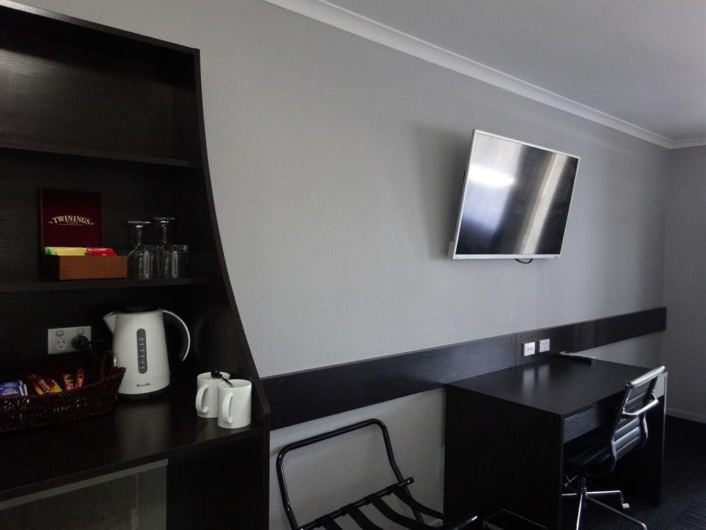 Best Western Regency On Albert1