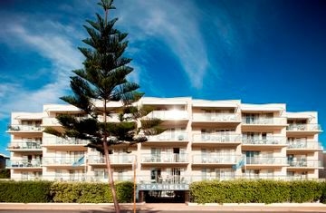 ซีเชลล์ สกาบอโรจ์ (Seashells Scarborough)0