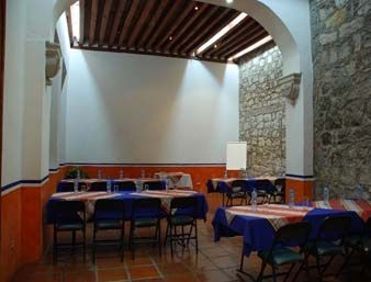 HOWARD JOHNSON CALLE REAL MORELIA2