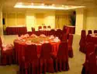 Ramada Plaza Yihua3