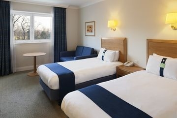 Holiday Inn1