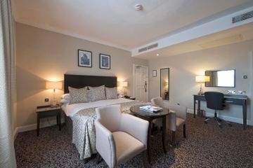 Crowne Plaza - The Roxburghe3