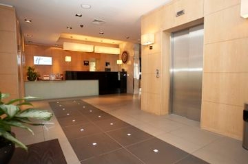 HOLIDAY INN EXPRESS3