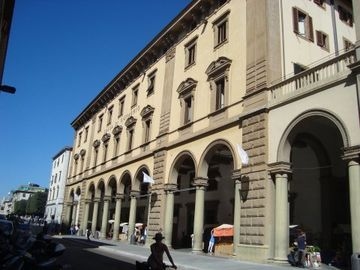 Portici Arezzo0