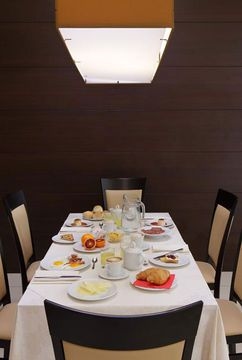 Smart Hotel Holiday4