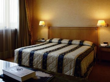 Hotel De La Ville2