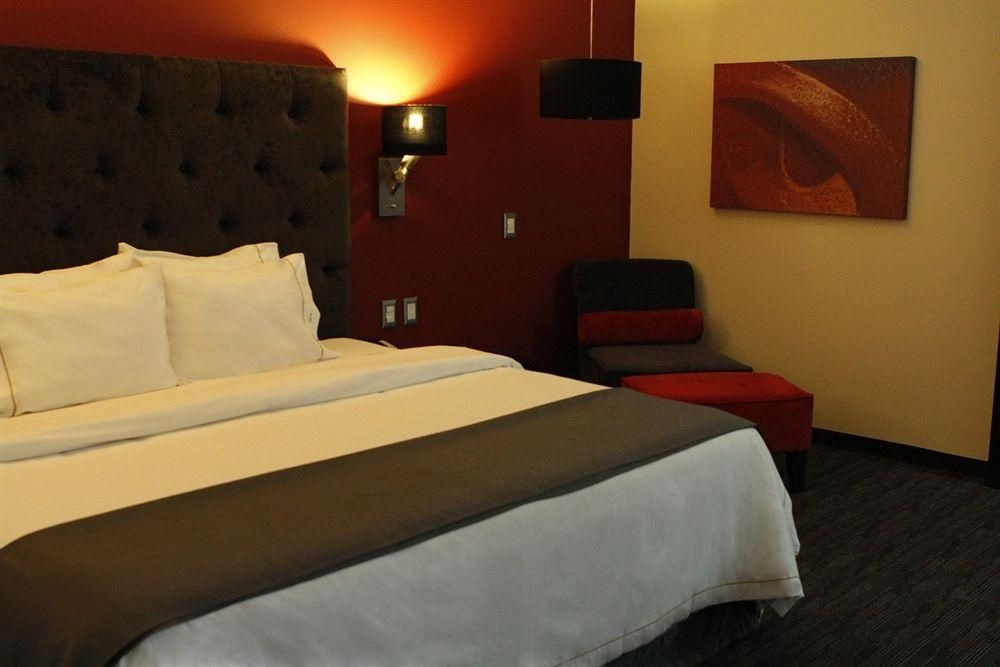 HOLIDAY INN EXPRESS TOLUCA GALERIAS METEPEC3