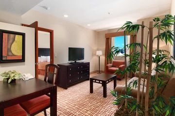 HOMEWOOD SUITES BY HILTON TORR4