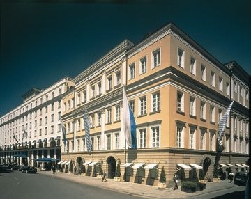 Bayerischer Hof0