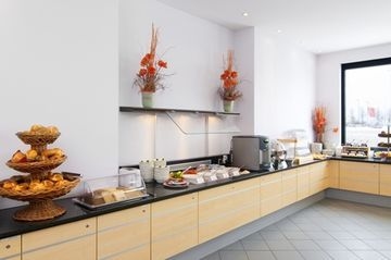 HOLIDAY INN EXPRESS MESSE3