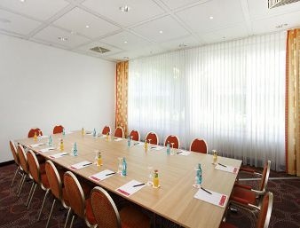 RAMADA HOTEL MICADOR WIESBADEN2