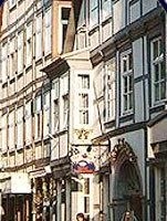 ZUR KRONE3
