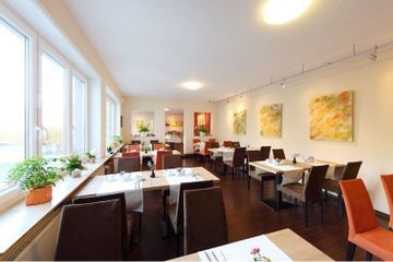 HOTEL IMPERIAL0