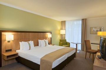 HOLIDAY INN DUSSELDORF AIRPORT2