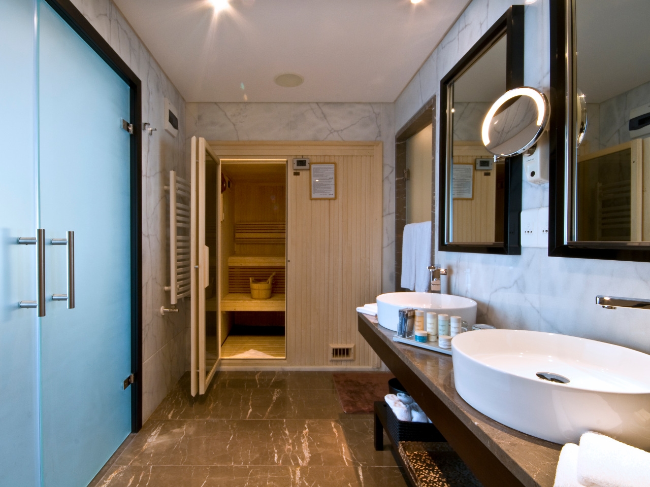 Radisson Blu Bucharest3