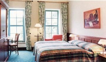 CASTLE HOTEL PILLNITZ LTD4